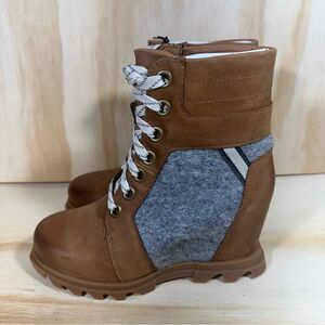 Sorel Joan Of Arctic Wedge III Lexie Ankle Boots Size 5.5 New in Box